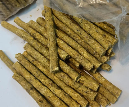 Munchy Chicken, Mint, Mutton & Natural Sticks for Pet (800 g)