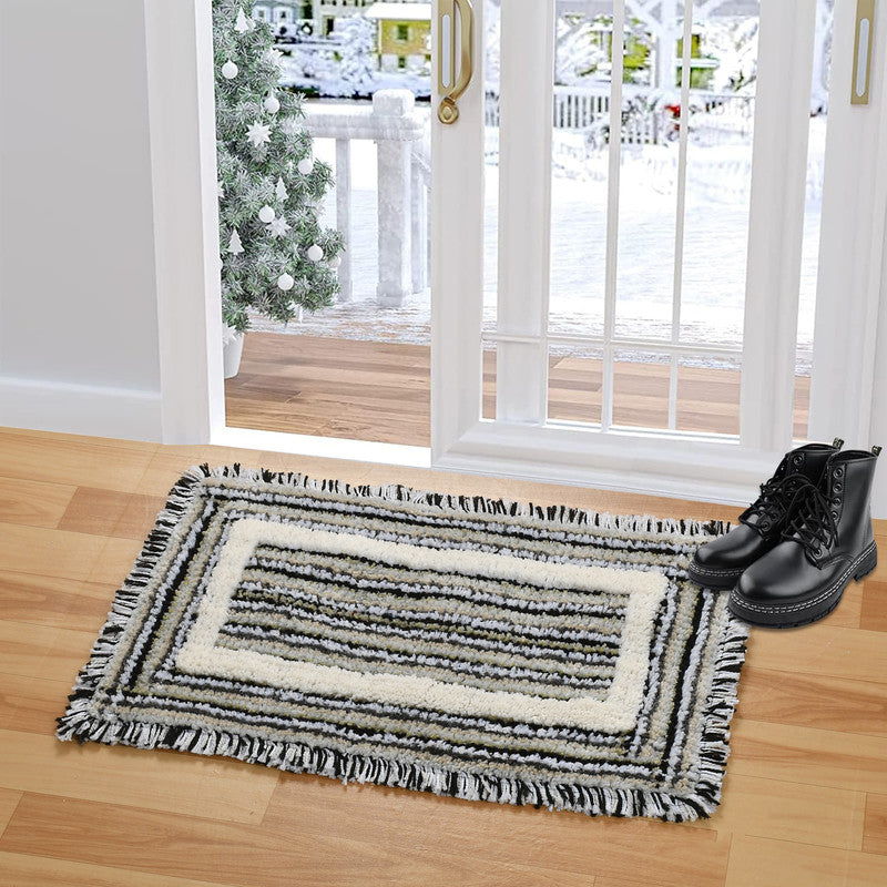 Ultra Soft Microfiber Anti Skid & Washable Bathmat/ Doormat (40x60cms) Pack of 2