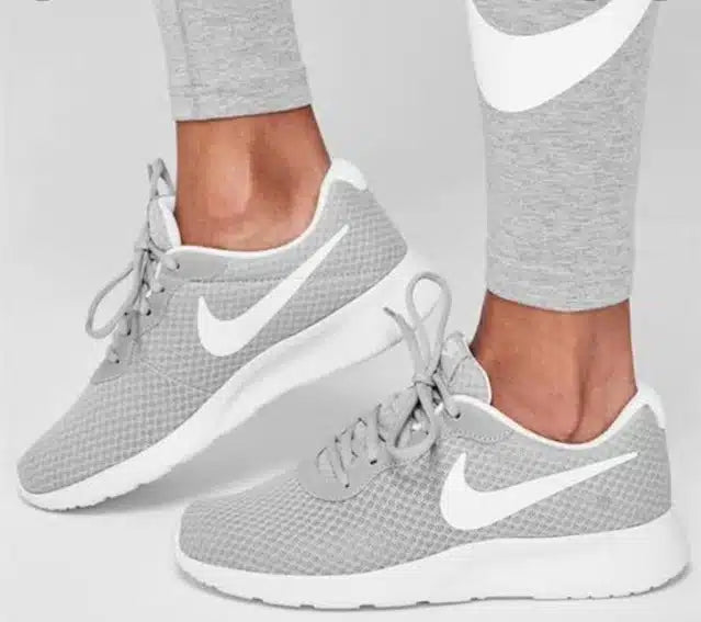 Nike Sports Shoes for Men (Grey, 7)